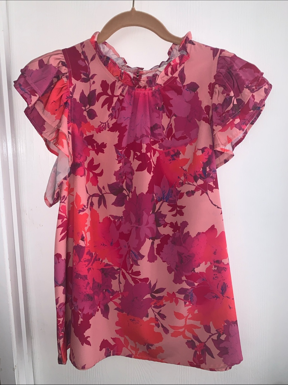 entro Pink and Magenta Floral Top